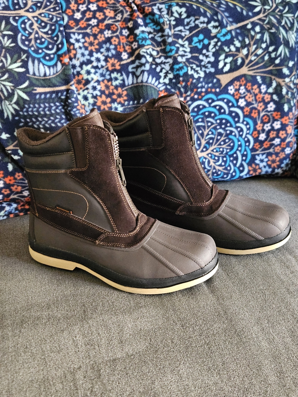 Nortiv 8 Men's Front Zip Snow Boots Size 13 Waterproof Insulated Like New